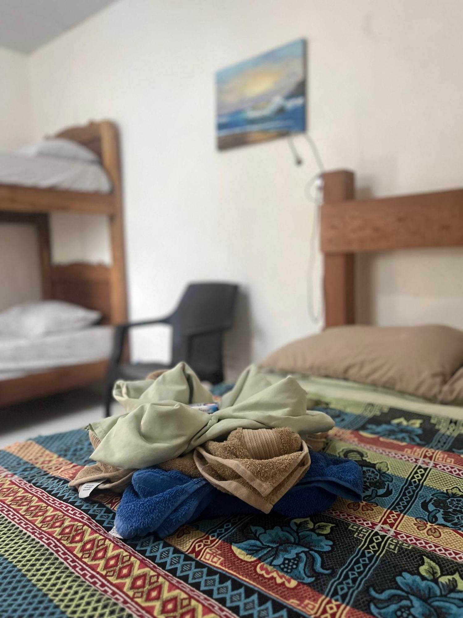Surf Camp Hotel โบกัสทาวน์ ภายนอก รูปภาพ