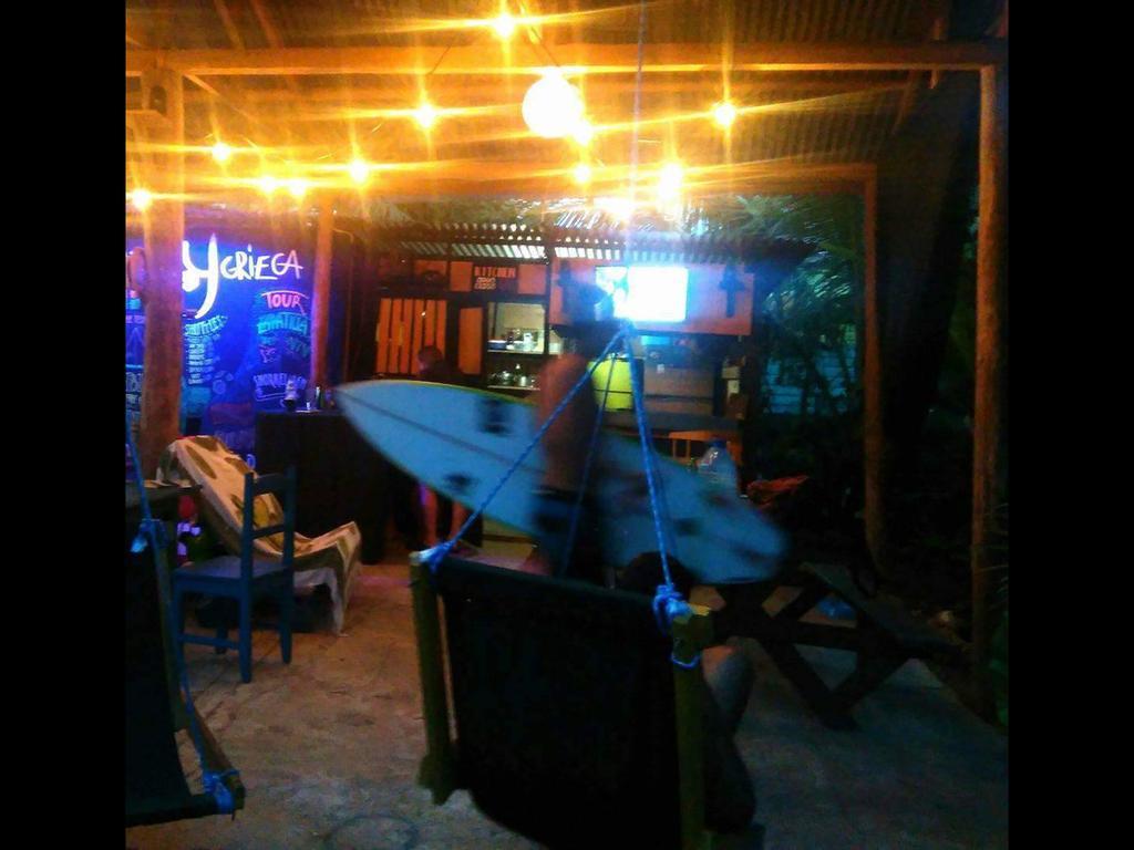 Surf Camp Hotel โบกัสทาวน์ ภายนอก รูปภาพ